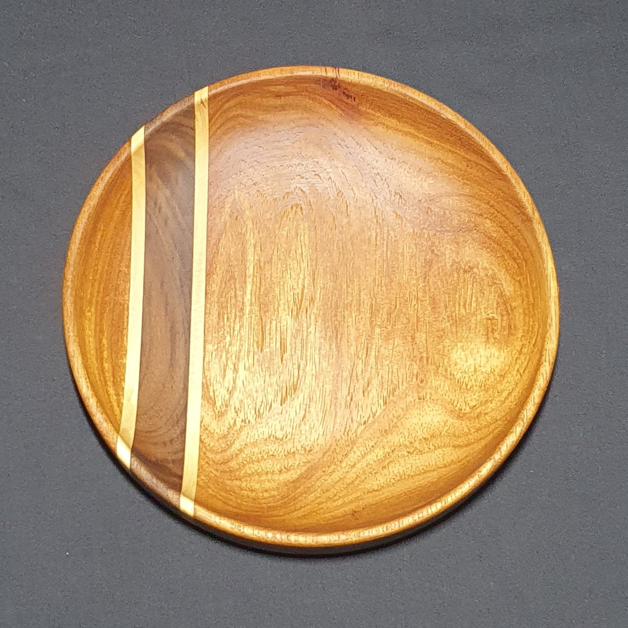 Shallow Display Bowl